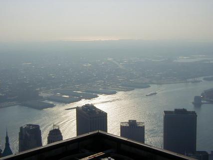 View SE from WTC (pan 7)<br>Location: <a href="https://www.google.com/maps/search/?api=1&query=40.71101,-74.0131" target="_new">World Trade Centre Outside Observation Deck</a>